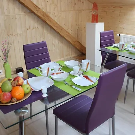 格拉斯维索基纳旅馆