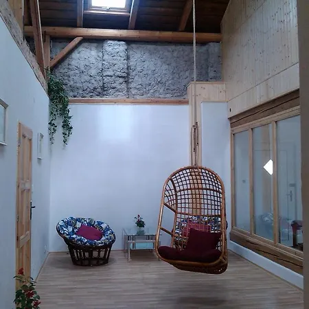 格拉斯维索基纳旅馆 Skrdlovice